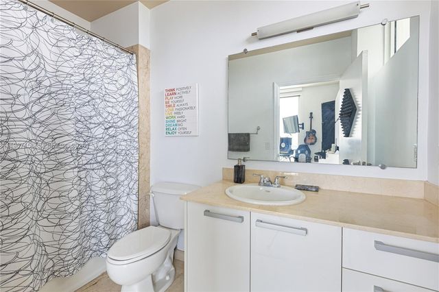 2525 SW 3rd Ave 1708, Miami, FL 33129