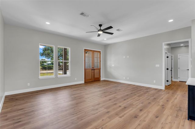 1175 Moose TRL, Kingsland, TX 78639