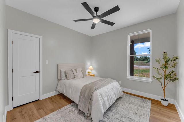 1175 Moose TRL, Kingsland, TX 78639