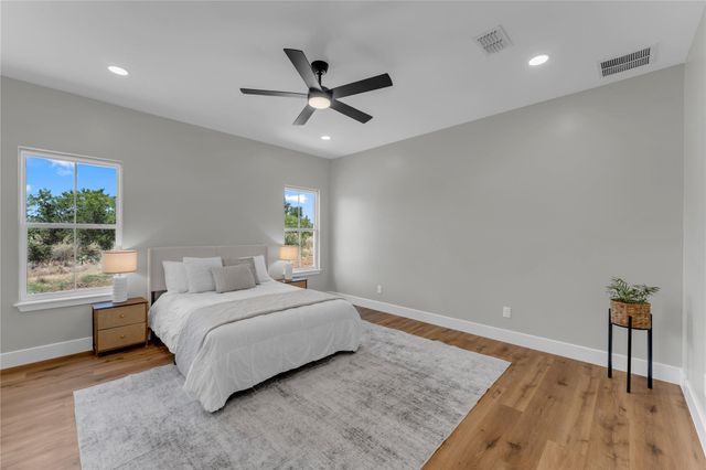 1175 Moose TRL, Kingsland, TX 78639