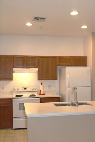 1264 N FAIRWAY DRIVE, Apopka, FL 32712