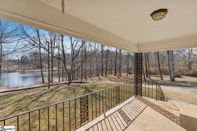 437 Sugar Creek Road, Laurens, SC 29360