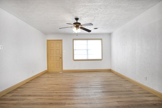 2528 71st Street, Lubbock, TX 79413