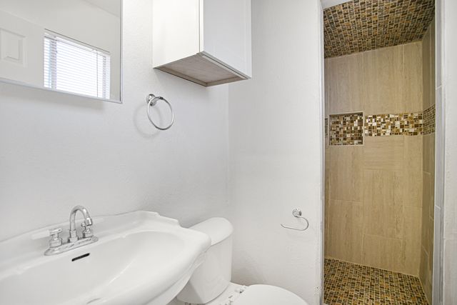 2528 71st Street, Lubbock, TX 79413