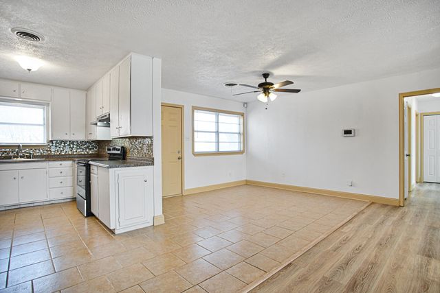 2528 71st Street, Lubbock, TX 79413