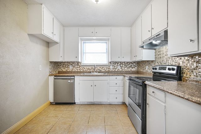 2528 71st Street, Lubbock, TX 79413