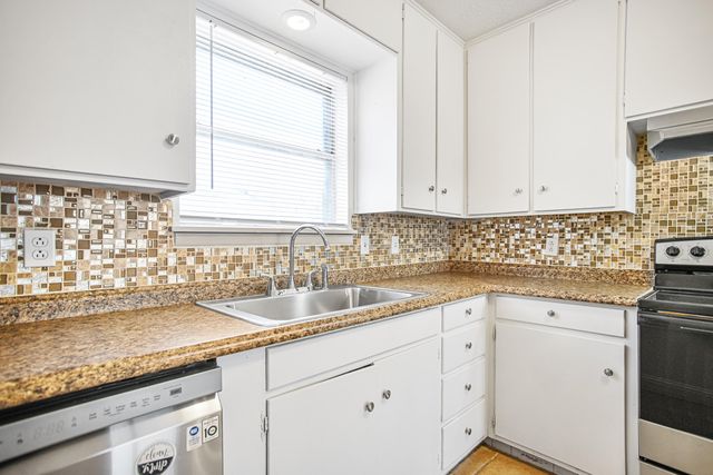 2528 71st Street, Lubbock, TX 79413