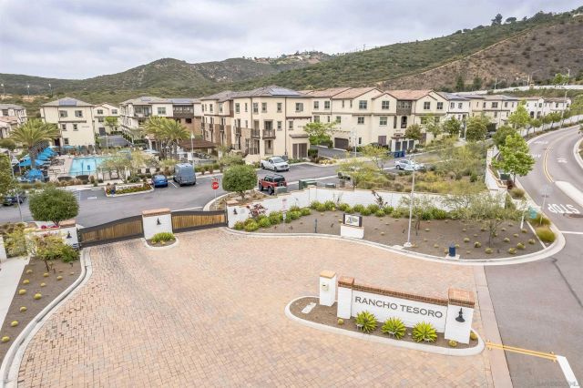 885 Blackstone, San Marcos, CA 92078