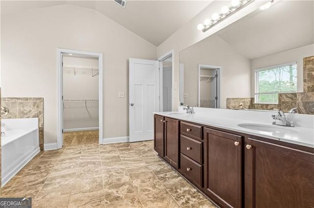 3290 Mulberry Cove Way, Auburn, GA 30011