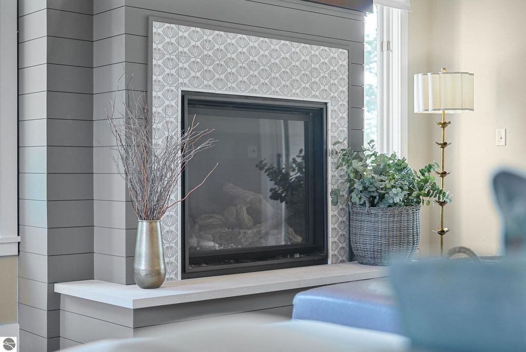 Image 11 of property listing at 9546 Eastridge Drive, Traverse City, MI 49686