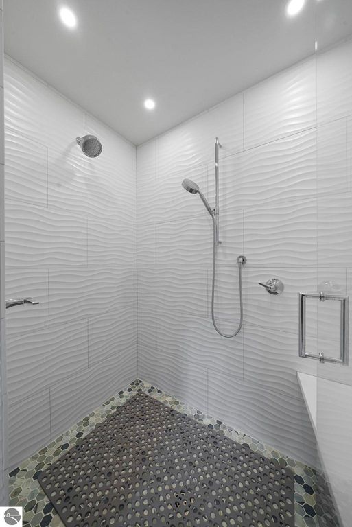 Image 45 of property listing at 9546 Eastridge Drive, Traverse City, MI 49686