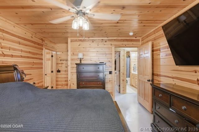 55750 360 Road, Jay, OK 74346