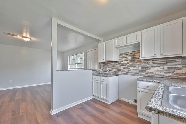 3918 Tavenor Lane, Houston, TX 77047