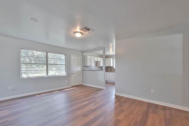 3918 Tavenor Lane, Houston, TX 77047