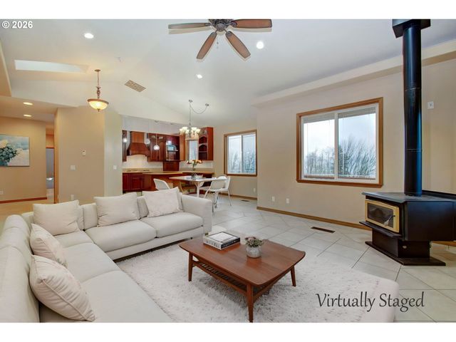 498 BRYANT HILL Rd, Woodland, WA 98674