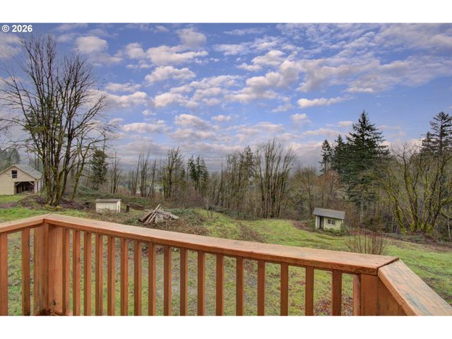 498 BRYANT HILL Rd, Woodland, WA 98674