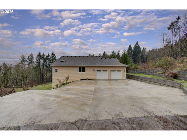 498 BRYANT HILL Rd, Woodland, WA 98674