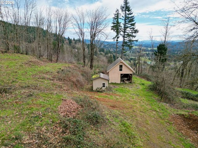 498 BRYANT HILL Rd, Woodland, WA 98674