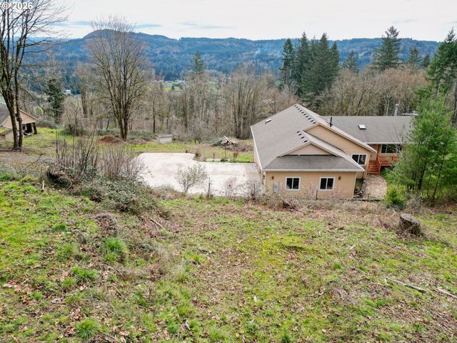 498 BRYANT HILL Rd, Woodland, WA 98674
