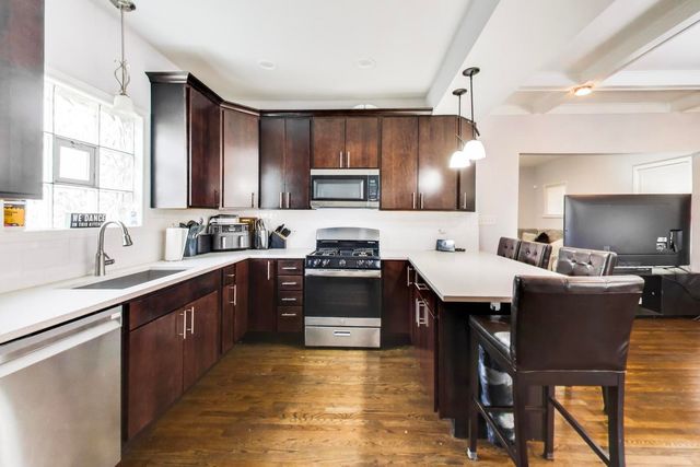 28 N Lockwood Avenue, Chicago, IL 60644