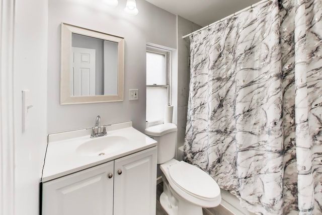 28 N Lockwood Avenue, Chicago, IL 60644