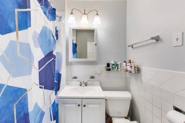 28 N Lockwood Avenue, Chicago, IL 60644