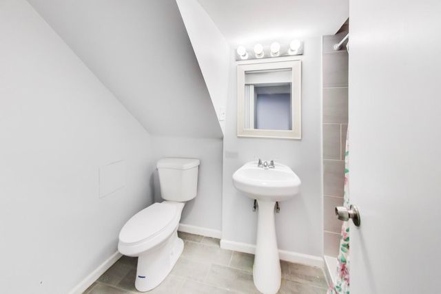 28 N Lockwood Avenue, Chicago, IL 60644