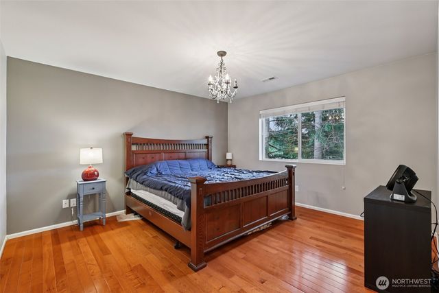 21463 SE 273rd Court, Maple Valley, WA 98038