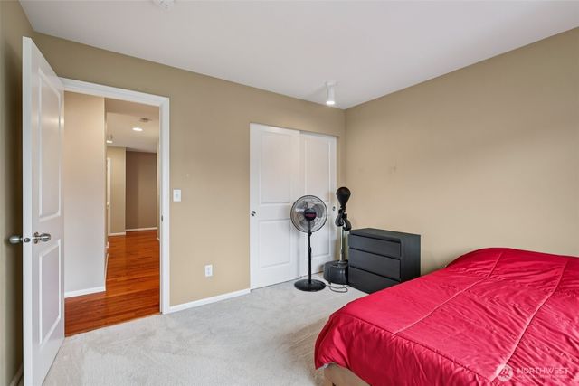 21463 SE 273rd Court, Maple Valley, WA 98038