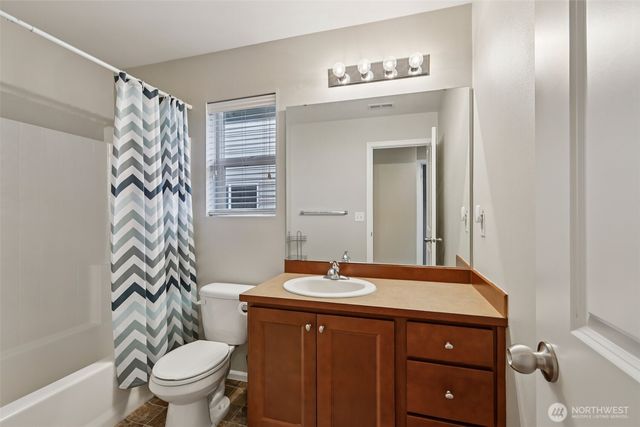 21463 SE 273rd Court, Maple Valley, WA 98038