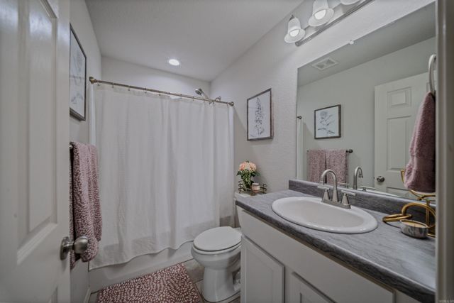 6117 Gordy Dr, Alexander, AR 72002