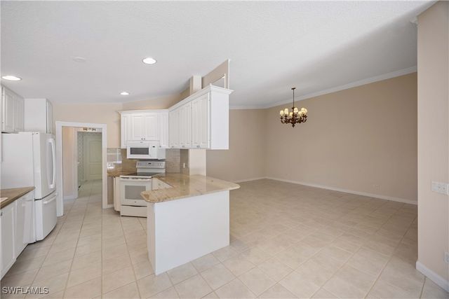 5306 Guadeloupe WAY, Naples, FL 34119