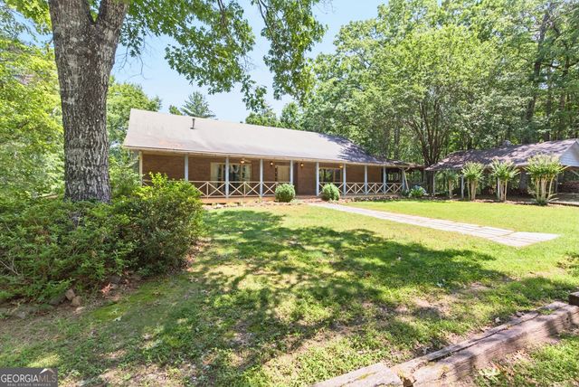 290 Bear Cave Trail, Lakemont, GA 30552