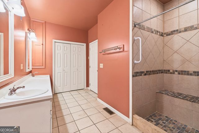 290 Bear Cave Trail, Lakemont, GA 30552