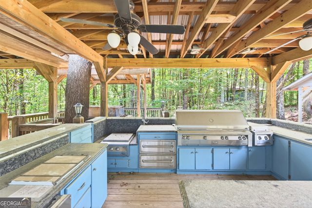 290 Bear Cave Trail, Lakemont, GA 30552