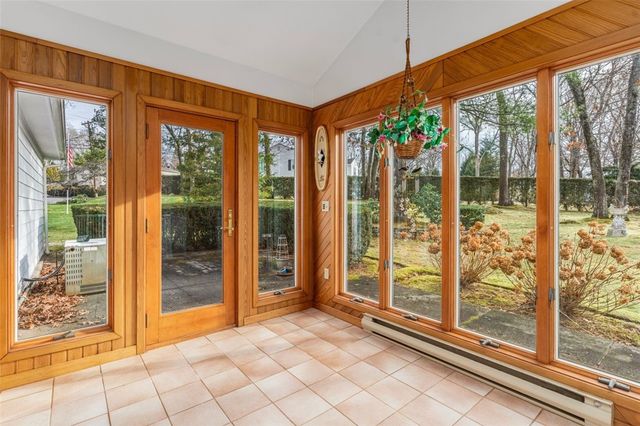 28 Wisteria Drive, Coventry, RI 02816