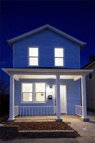 915 2nd St, Monessen, PA 15062