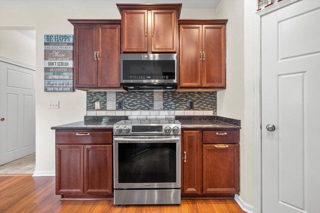 W141N10538 Wooded Hills DRIVE, Germantown, WI 53022