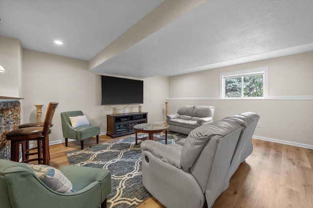 W141N10538 Wooded Hills DRIVE, Germantown, WI 53022