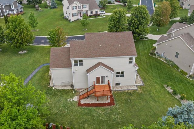 W141N10538 Wooded Hills DRIVE, Germantown, WI 53022