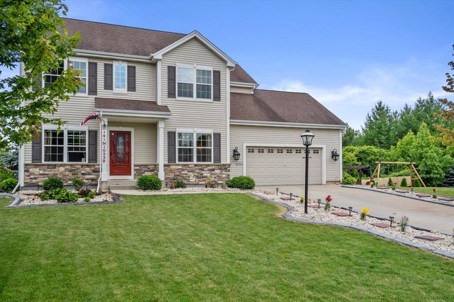 W141N10538 Wooded Hills DRIVE, Germantown, WI 53022