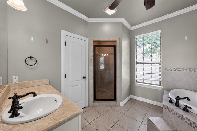 1100 Limestone N, Horseshoe Bay, TX 78657