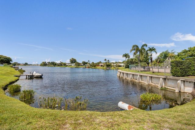 820 NW 21st Way 820, Delray Beach, FL 33445