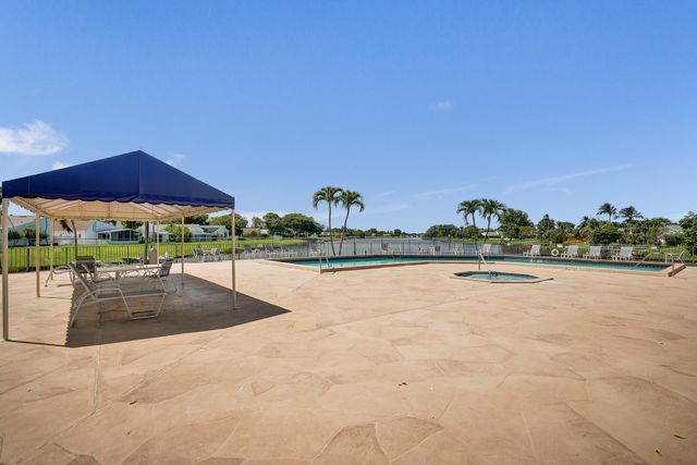 820 NW 21st Way 820, Delray Beach, FL 33445