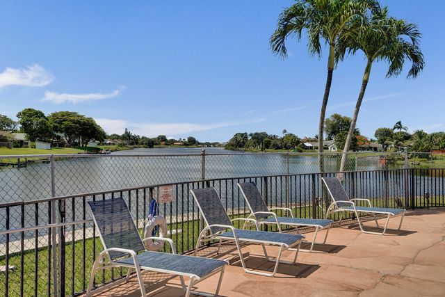 820 NW 21st Way 820, Delray Beach, FL 33445