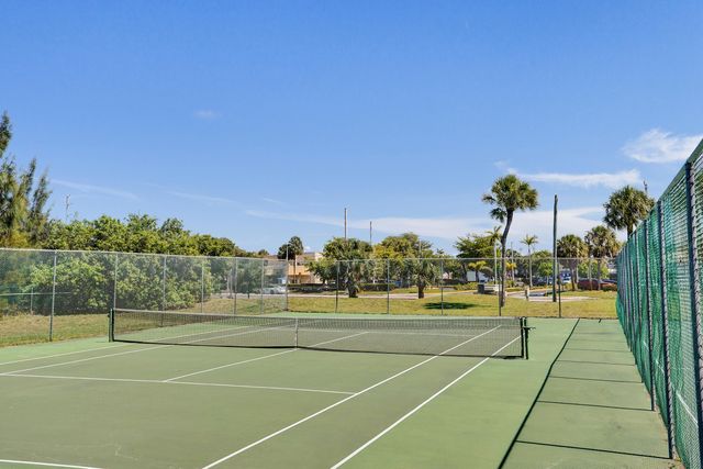 820 NW 21st Way 820, Delray Beach, FL 33445