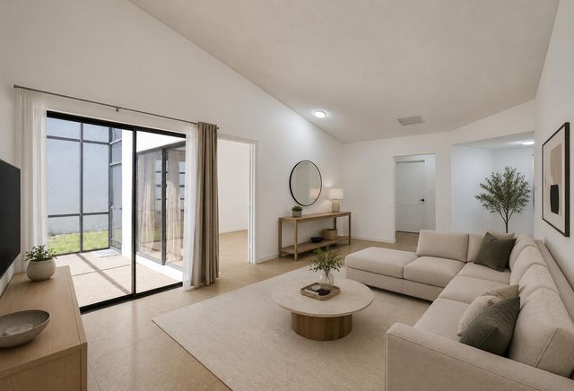 820 NW 21st Way 820, Delray Beach, FL 33445