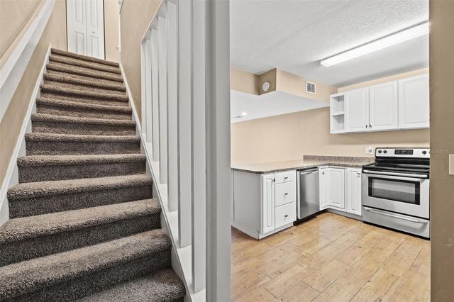 1836 N CRYSTAL LAKE DRIVE 44, Lakeland, FL 33801