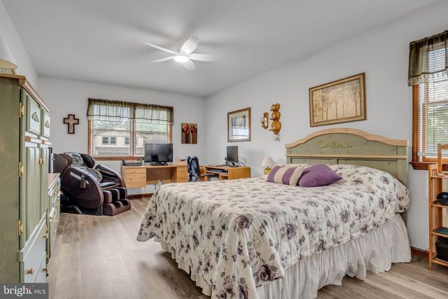 336 INDIAN CREEK DR, Mechanicsburg, PA 17050