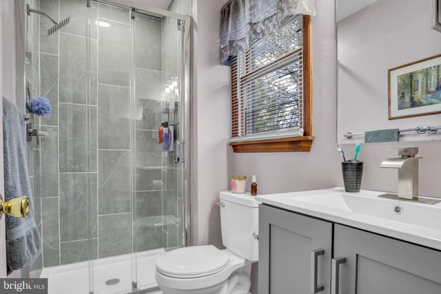 336 INDIAN CREEK DR, Mechanicsburg, PA 17050